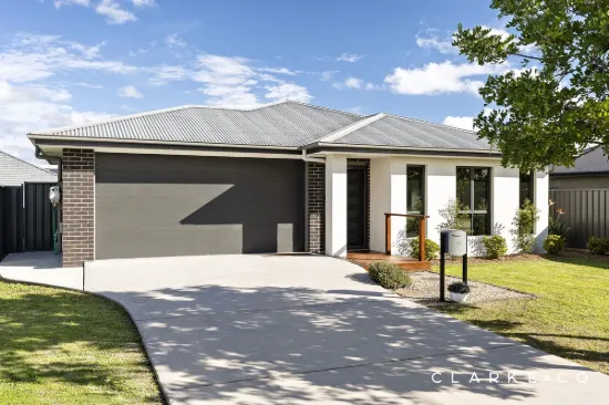 11 Pearce Street, Cliftleigh, NSW 2321