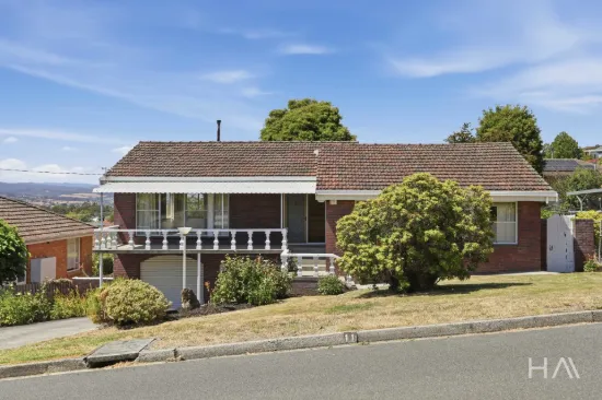 11 Pendennis Street, Riverside, Tas 7250