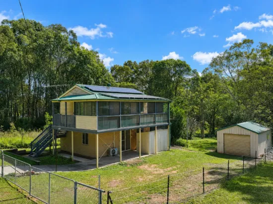 11 Peronne Avenue, Russell Island, Qld 4184