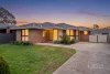 11 Perry Close, Melton, Vic 3337