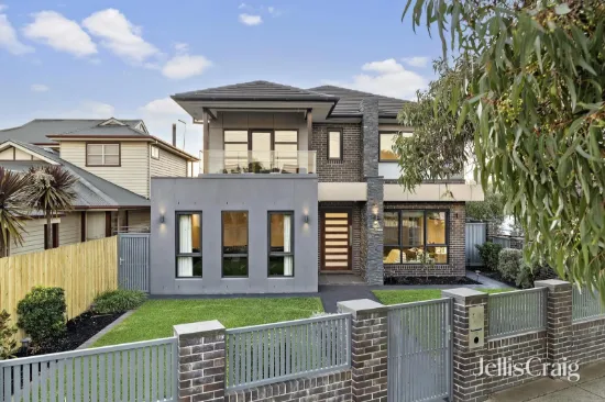 11 Plumpton Avenue, Glenroy, Vic 3046