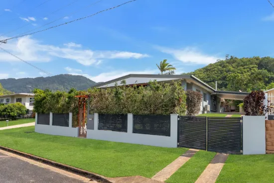 11 Ponticello Street, Whitfield, Qld 4870