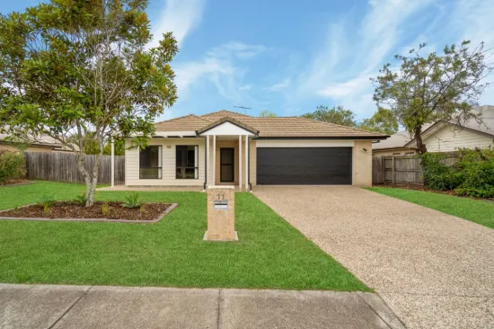 11 Possumwood Place, Flinders View, Qld 4305