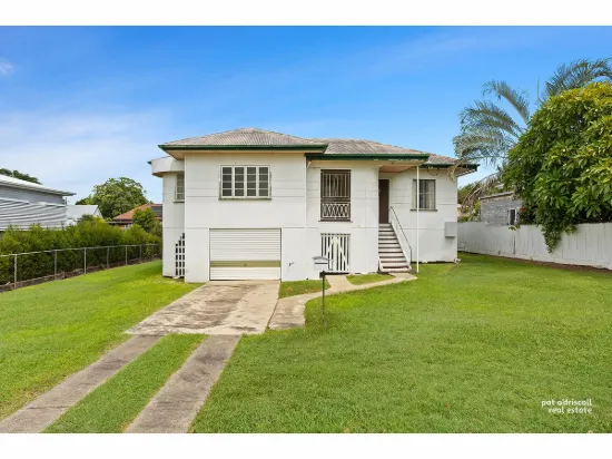 11 Queen Street, The Range, Qld 4700