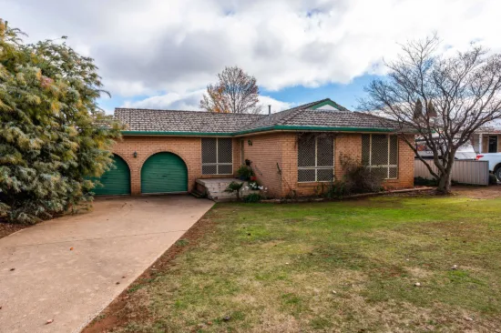 11 Rawle Avenue, Orange, NSW 2800