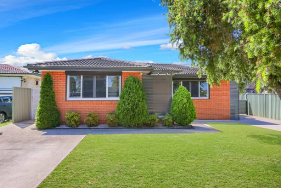 11 Rickard Road, Quakers Hill, NSW 2763