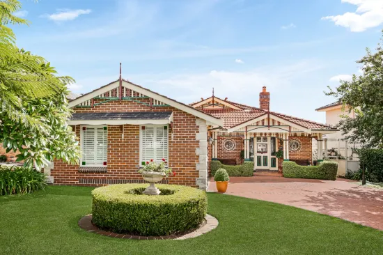 11 Ringtail Crescent, Bossley Park, NSW 2176