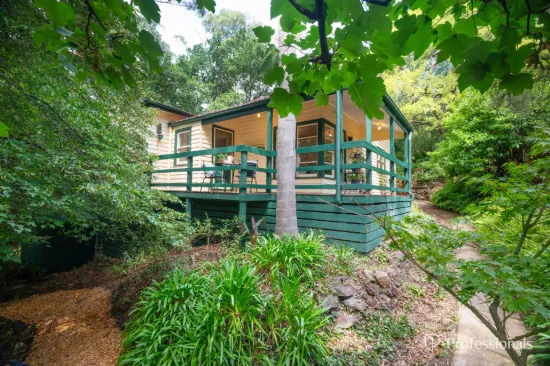 11 Riverside Drive, Warburton, Vic 3799