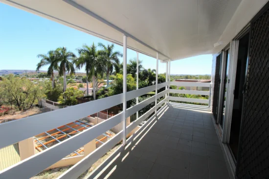 11 Robin Rd, Mount Isa, Qld 4825