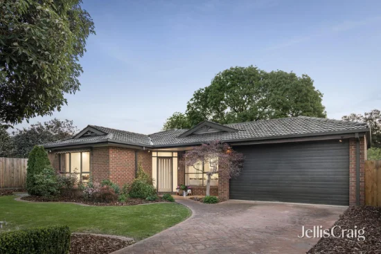 11 Rodleigh Street, Croydon, Vic 3136 - For Sale