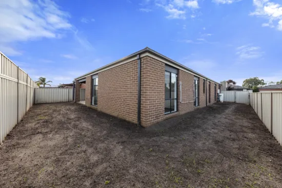 11 Romina Street, Pakenham, Vic 3810-Image
