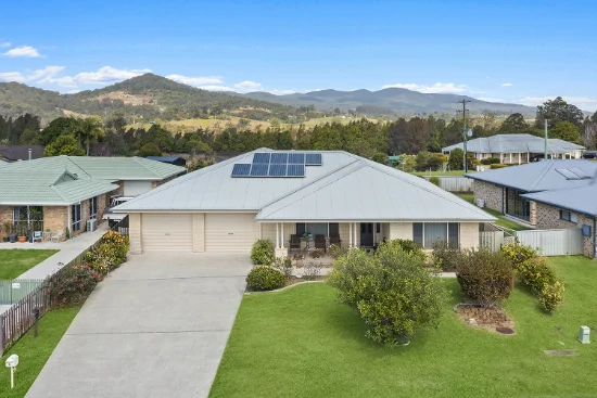11 Rowe Drive, Macksville, NSW 2447