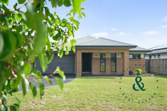 11 Royal Avenue, Medowie, NSW 2318