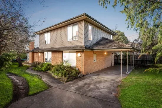 11 Roycroft Avenue, Highton, Vic 3216