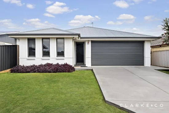 11 Ruby Road, Rutherford, NSW 2320