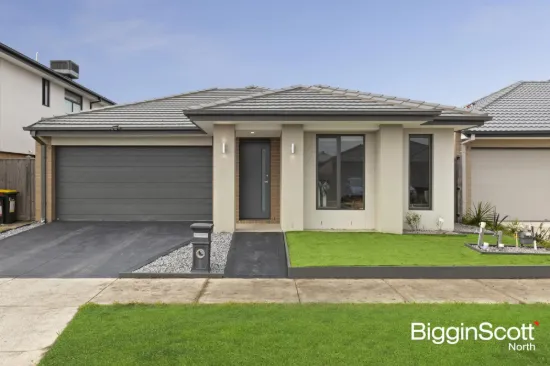 11 Salisbury Terrace, Mickleham, Vic 3064
