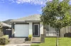 11 Scanlon Street, Calderwood, NSW 2527