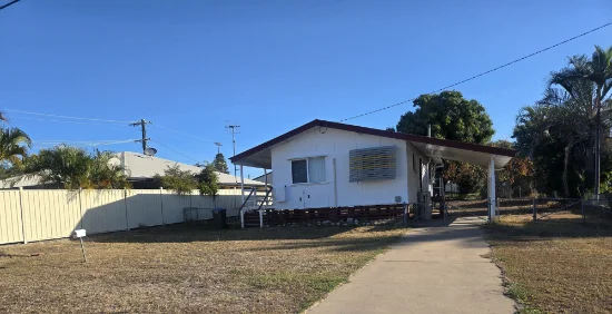 11 Scenic Street, Moura, Qld 4718