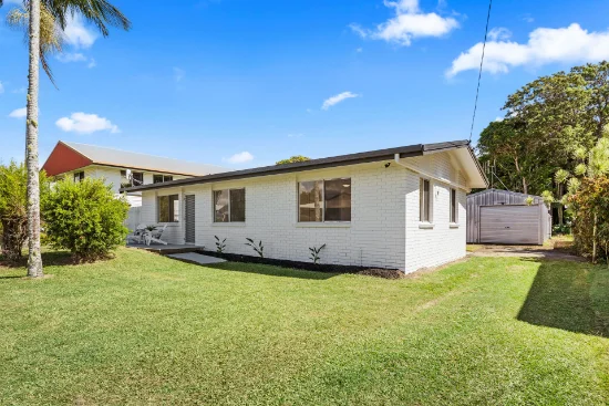 11 Scrimshaw Place, Boonooroo QLD 4650 - For Rent