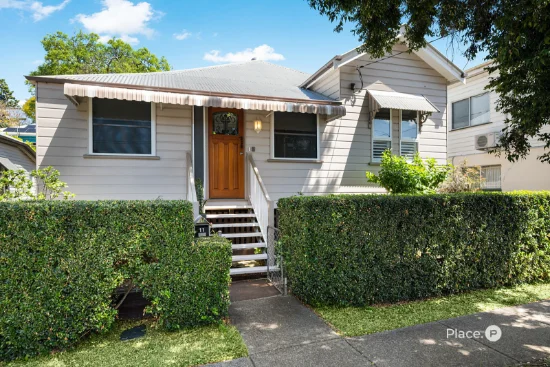 11 Sexton Street, Highgate Hill, Qld 4101