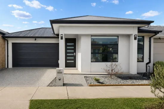 11 Shaddock Street, Tarneit, Vic 3029