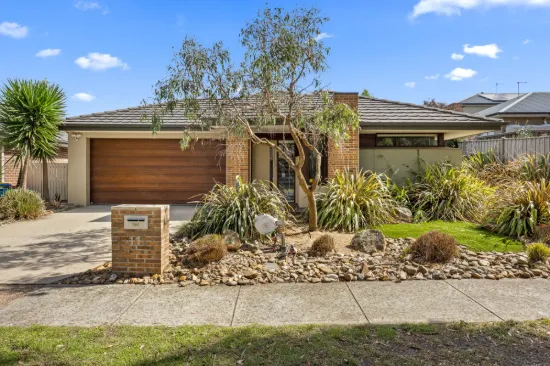 11 Silverthorn Way, Botanic Ridge, Vic 3977