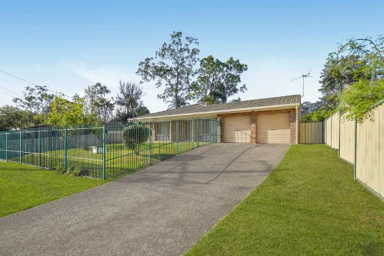 11 Silvertop Street, Hillcrest, Qld 4118