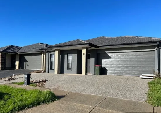 11 Stableford Street, Werribee, Vic 3030