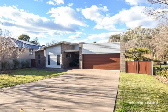 11 Stainfield Drive, Inverell, NSW 2360
