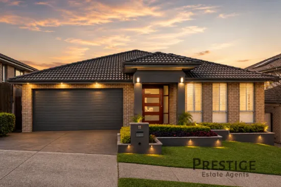 11 Stanley Avenue, Middleton Grange, NSW 2171