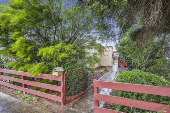 11 Steven Crescent, Ararat, Vic 3377