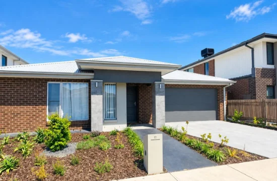 11 Sunlight Avenue, Clyde North, Vic 3978