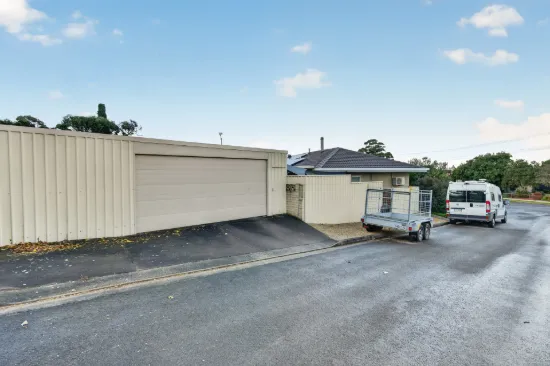 11 Swain Road, Victor Harbor, SA 5211-Image