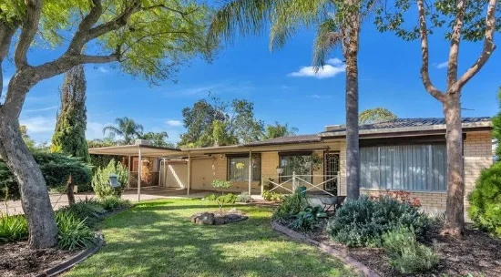 11 Terrigal Dr, Salisbury Park, SA 5109