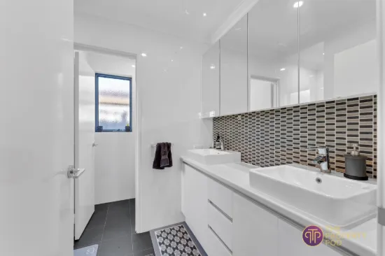 11 The Grandstand, Harrisdale, WA 6112-Image