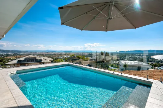 11 The Point, Castle Hill, Qld 4810-Image