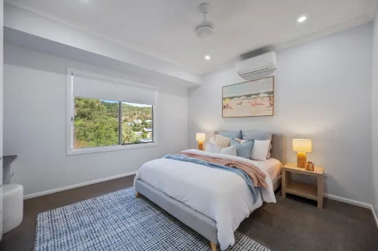 11 The Point, Castle Hill, Qld 4810-Image