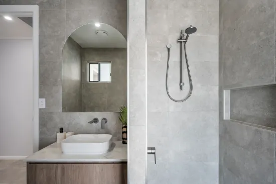 11 The Point, Castle Hill, Qld 4810-Image