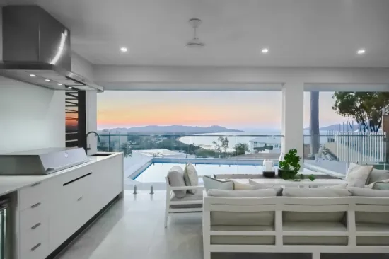 11 The Point, Castle Hill, Qld 4810-Image