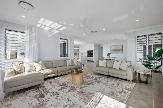 11 The Point, Castle Hill, Qld 4810-Image