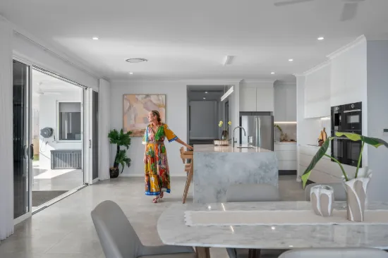 11 The Point, Castle Hill, Qld 4810-Image