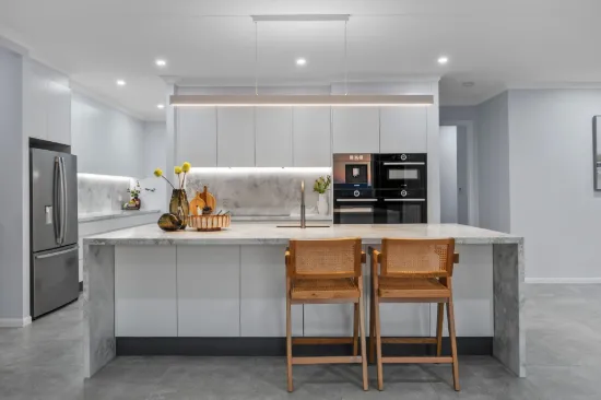 11 The Point, Castle Hill, Qld 4810-Image