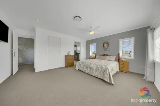 11 The Promenade, Boyne Island, Qld 4680-Image