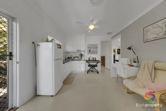 11 The Promenade, Boyne Island, Qld 4680-Image