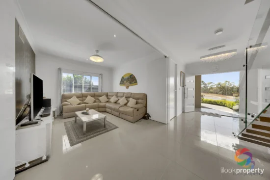 11 The Promenade, Boyne Island, Qld 4680-Image
