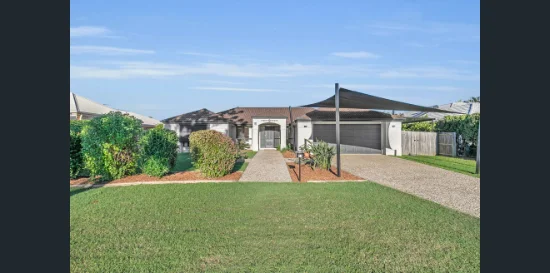 11 Thomas Macleod Avenue, Sinnamon Park, Qld 4073