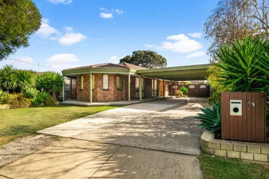 11 Thompson Street, Whittington, Vic 3219