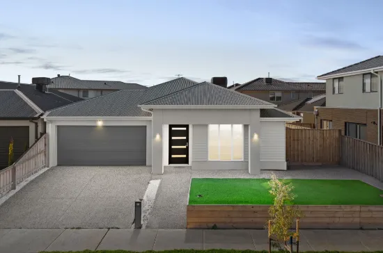 11 Tintagel Way, Werribee, Vic 3030
