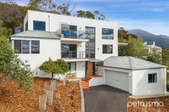 11 Tolmans Court, Dynnyrne, Tas 7005