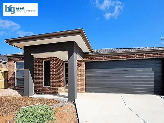 11 Toolern Waters Drive, Melton South, Vic 3338